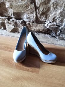 New Look Shoes