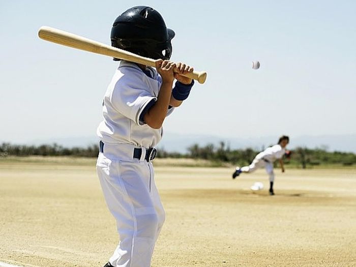 Standard 9-Inch Baseball, One Soft And One Hard Two Baseball Ball, Rounders Ball for Practice & Games, Ball Training Baseball for Outdoor Sports for Youth And Adult
