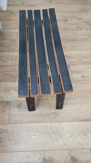 Bench / seat