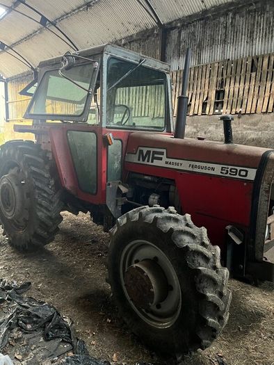 Massey Ferguson 590
