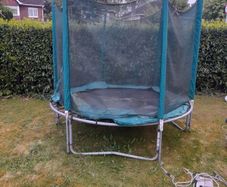 Trampoline