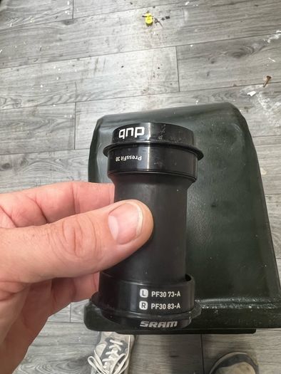 SramDUB bottom Bracket