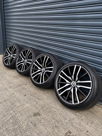 22" Bmw X5/x6 G05/g06 Alloys 742m