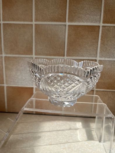 Tipperary Crystal Center Piece Fruit Footed Bowl