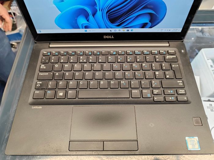 Dell Latitude 7280 i7 6600U 2.8GHz 16GB 512GB SSD Windows 11 Pro 12.5" (Touch Screen)