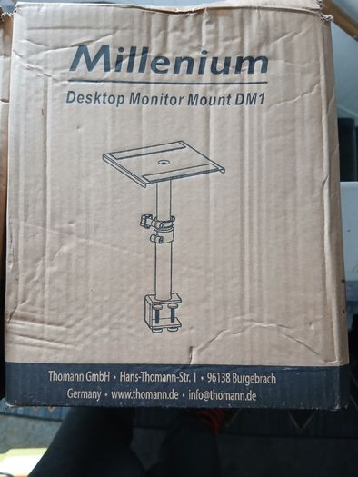 Millenium Desktop Monitor Mounts DM1
