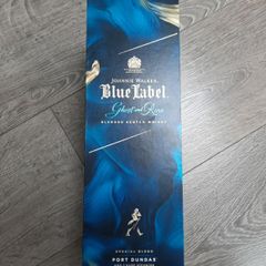 Johnnie Walker Blue Label Ghost and Rare Whisky Box