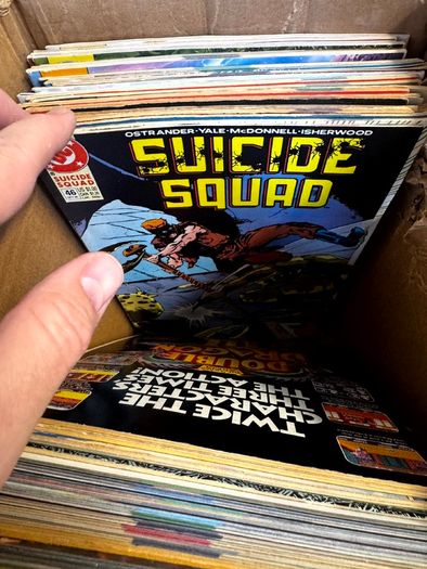 DC, Marvel Long Comic Box w 290 comics for Sale
