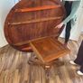 antique round table Image 3