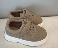 boys beige shoe