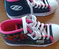 Heelys size UK 3