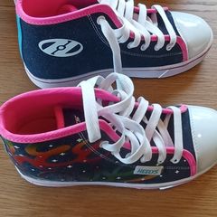 Heelys size UK 3