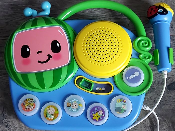 CoComelon Bundle.