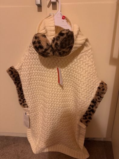 girls sweater