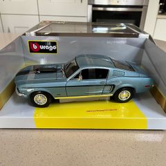 Ford Mustang GT Cobra Jet 1/18 Burago Rare