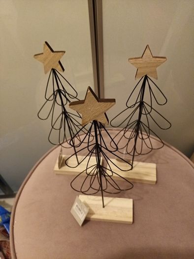 Contempory Wood and metal christmas tree set