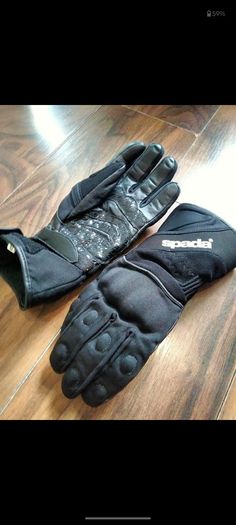 Spada gloves (Used only 2x)