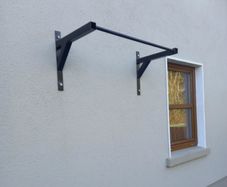 pull up bars
