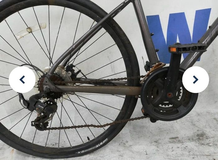 Giant Escape 3 Disc hybrid bike