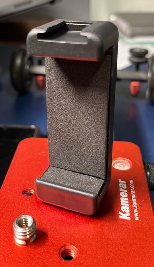 Camera rail with adjustable wheels from Kamerar