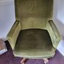 Swivel Hall Chair Image 3