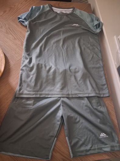 Boyswear