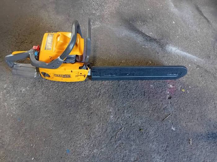 chainsaw