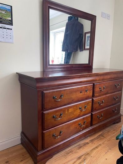 Chest of drawers and large mirror. Slashed Price!