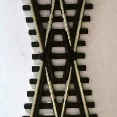 Peco Small Diamond Crossover - ST250