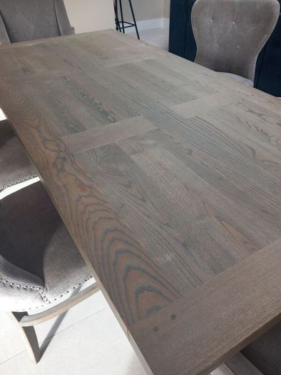 Dining Table, Chairs x6, Island Stools x4