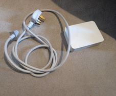 Apple Cinema 90W Power Adaptor A1097