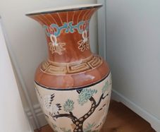 Oriental floor vase