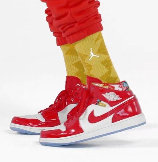 Air Jordan 1 Mid SE