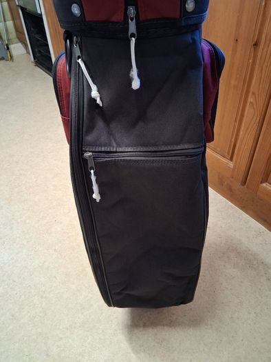 Ladies Golf Clubs. Set Of Right Handed Ladies Flex Graphite Golf Clubs In Excellent Condition. Collect In Dublin Or Receive Via Post.