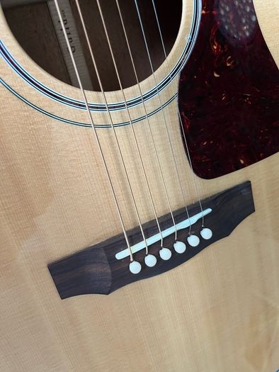 Guild D40 traditional 2018