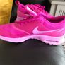 Girls nike trainers size 3.5 reduced Image 8