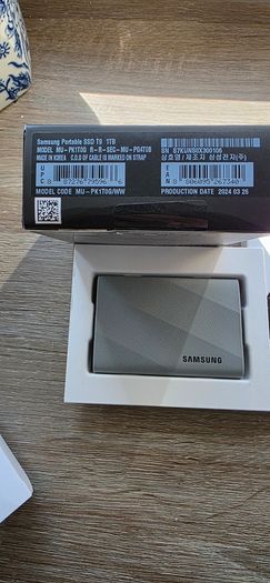 Samsung t9 ssd external 1tb
