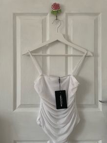 White Ruched Bodysuit PrettyLittleThing PLT