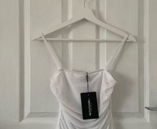 White Ruched Bodysuit PrettyLittleThing PLT