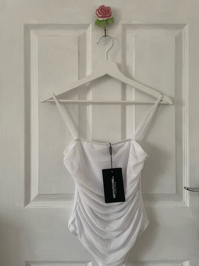 White Ruched Bodysuit PrettyLittleThing PLT