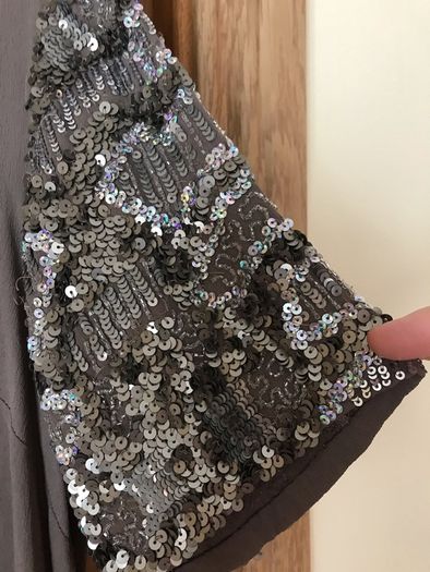 Oasis Top with sequin sleeve Size 16