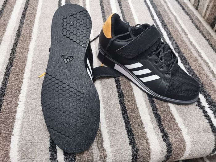powerlifting shoes