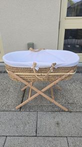 Moses basket by baby elegance