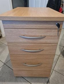 Lockable cabinet