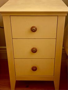 Pair of bedside lockers