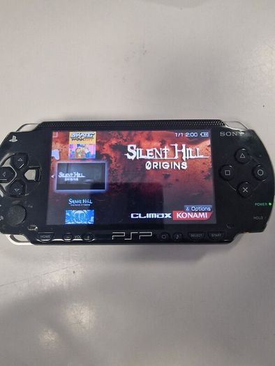 PSP 1003 modded with games