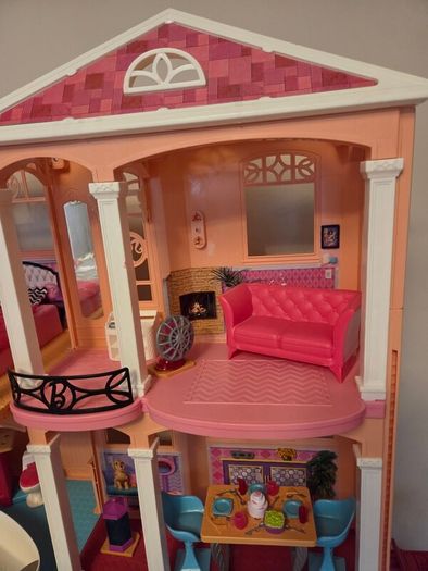 Barbie Dream House