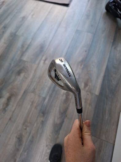 golf clubs for sale 5 euro each putter 20 euro