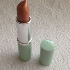 Clinique Colour Surge Bare Brilliance Lipstick Brand NEW 01 Nude Pearls