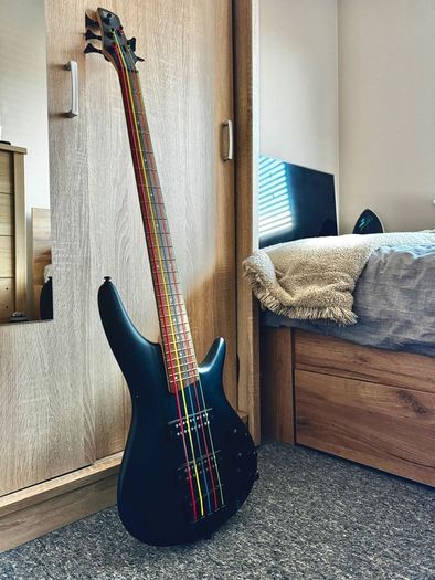 Ibanez SR305EB 5 String